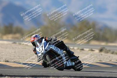 media/Dec-07-2025-CVMA (Sun) [[3e7d2de5dc]]/Race 12- Formula 40 MW and LW/